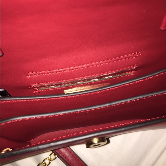 red purse - Picture 2 of 2